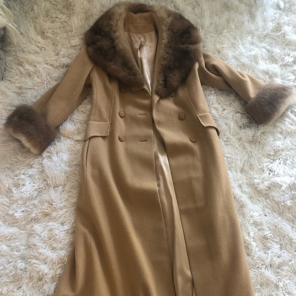 ILGWU Vintage woman’s wool coat with Fox fur trim
